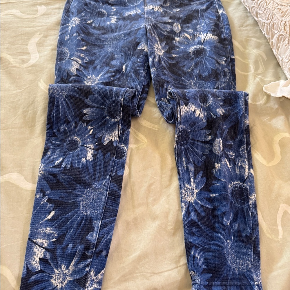 Blue Floral Print Women's Leggings